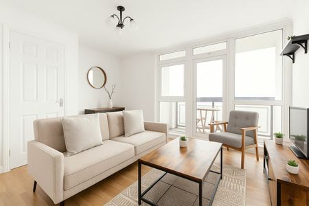 2 Bed Flat, Lupin Point, SE1 - Photo 3