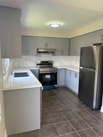 For Lease - 10 Bramacre Court, Brampton, Ontario - Photo 5