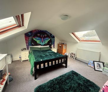 18 Ambrose Street - Photo 2