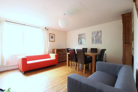 1 bedroom in a flat share to rent - Photo 5