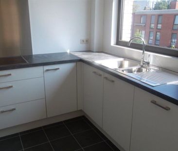 Appartement te BERCHEM (2600) - Photo 2