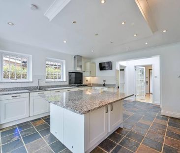 5 bedroom detached house to rent - Photo 6