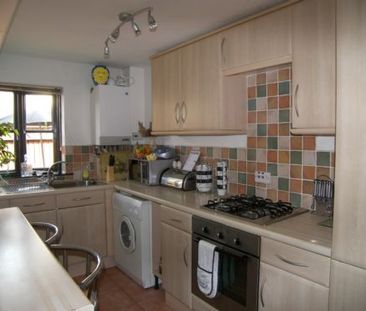 1 Bedroom Apartment To Rent in Henry Street - £725 pcm - Photo 5