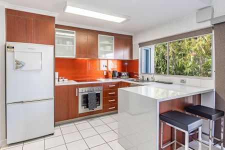 1/43 The Strand, North Ward - Photo 2