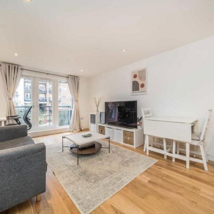 1 bedroom flat to rent - Photo 1