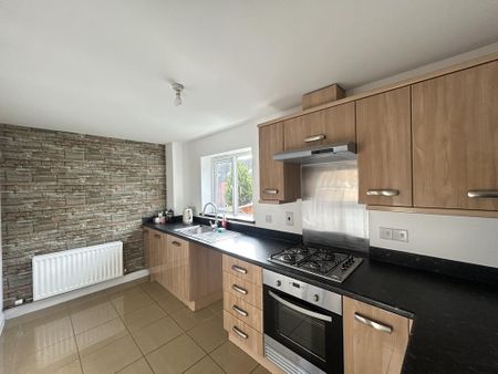 2 bedroom apartment to rent - Photo 5