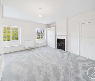 The Avenue, Harewood, Leeds, LS17 - Photo 5