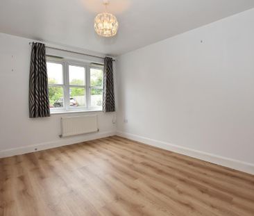 3 bedroom semi-detached house to rent - Photo 6