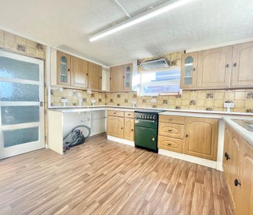 3 bedroom house to rent - Photo 3