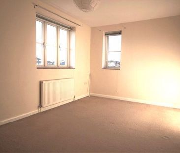 4 bedroom detached house to rent - Photo 3