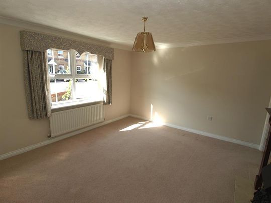 3 bedroom detached house to rent - Photo 1