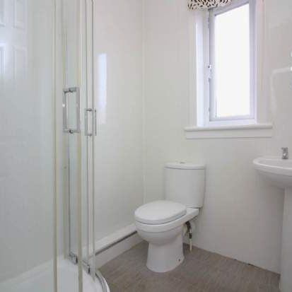 2 bedroom property to rent in Saltcoats - Photo 1