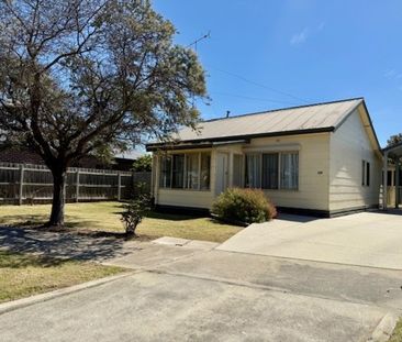 3 Bedroom Family Home - Photo 3