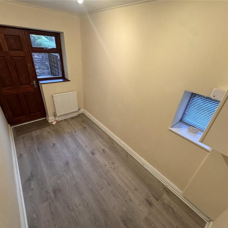 2 bedroom house to rent - Photo 1