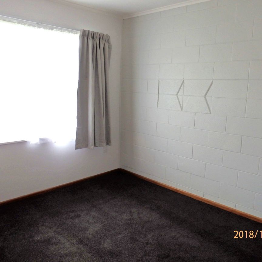 2 Bedrooms Cambridge East - Photo 1