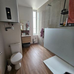 Location Appartement 2 pièces 33m² BOURG DE PEAGE 26300 - Photo 2
