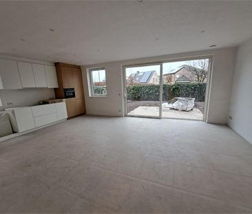 Een gelijkvloers nieuwbouwappartement met terras - Photo 3