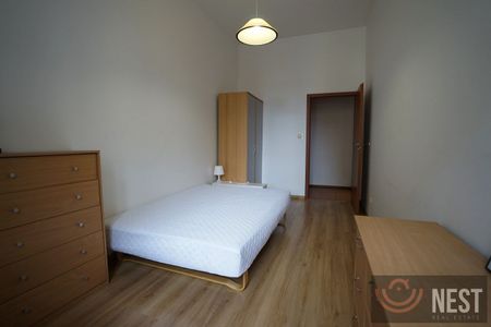 Stare Miasto: 3 pokojowe mieszkanie - Zdjęcie 4