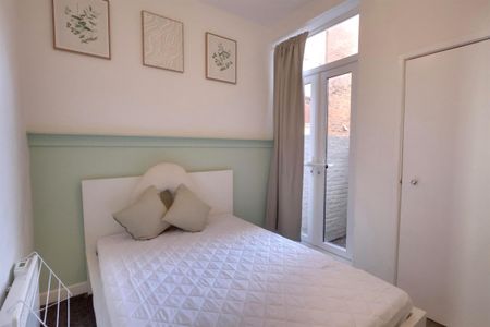 Beach Road, Southsea Furnished - Photo 3