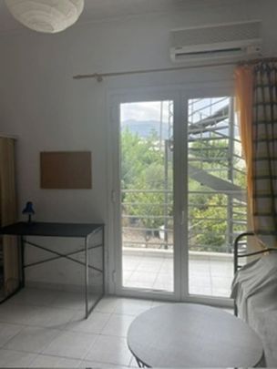 Studio/Γκαρσονιέρα για ενοικίαση Κέντρο (Ρίο) - Φωτογραφία 1