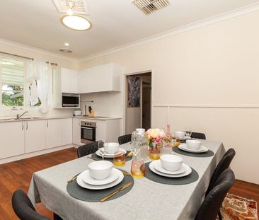 17 Stepney Road, Armadale, WA 6112 - Photo 1