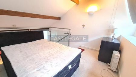 2 bedroom ground floor flat to rent - Photo 5