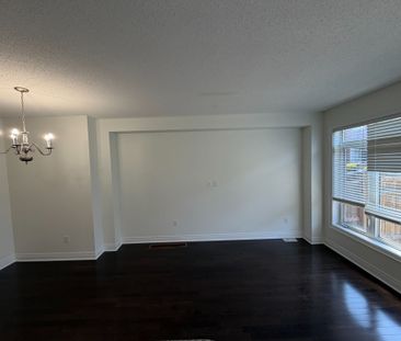 For Lease - 3041 Hibiscus Gardens, Oakville, Ontario - Photo 4