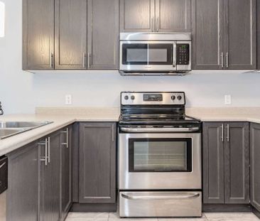 For Lease - 7 Lakefront Drive, Hamilton, Ontario - Photo 5