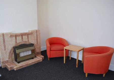 2 bedroom house to rent - Photo 2