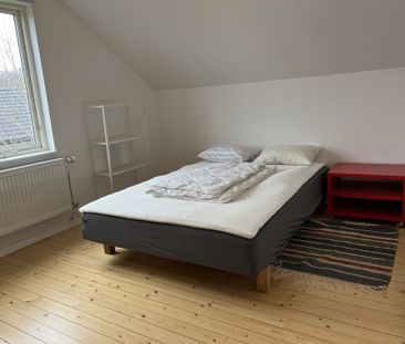 Steglitsegatan, Hisings Backa - Photo 1