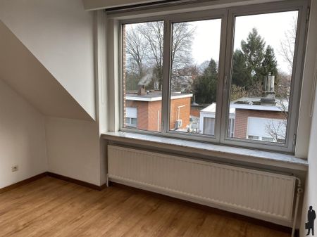 Instapklaar appartement met 2 slaapkamers met terras en garagebox! - Photo 3