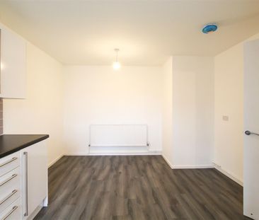 Abbey Place, Waterbeach - Photo 3