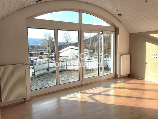 EINZIEHEN & WOHLFÜHLEN 5 Zi-PENTHOUSEFEELING 150m² übers DG # inkl. EBK # max. 4 Pers. z. 15.1.26 - Photo 1