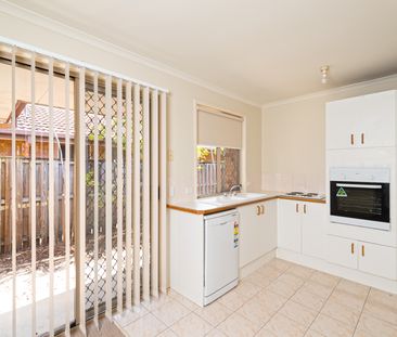 9 Seafoam Close, Varsity Lakes QLD 4227 - House For Rent | Domain - Photo 4