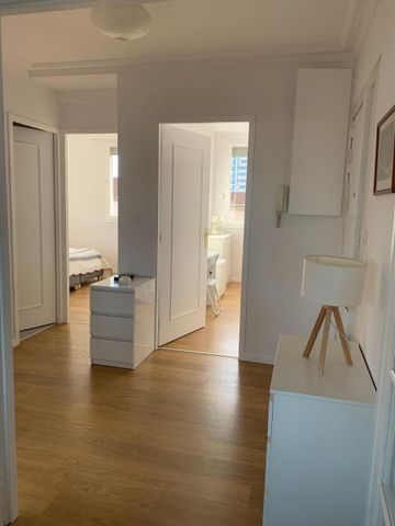 Location Appartement 3 pièces 65m² LYON 3ème - Photo 2