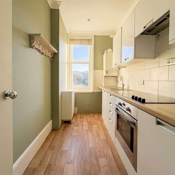 St. Helens Road, Hastings, TN34 - Photo 1