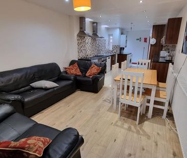 1 bedroom semi-detached house to rent - Photo 5