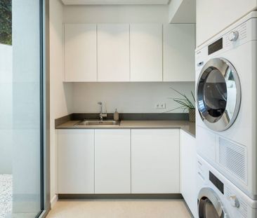 7 bedroom luxury Villa for rent in Marbella, Spain - Photo 2