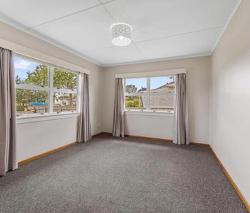 Sunny 2-Bedroom Home in Handy Location - Photo 5