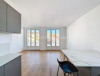 Location Appartement 3 pièces 65 m2 à Clermont-Ferrand - Photo 2