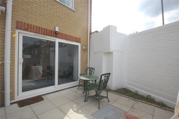 Bickersteth Road, London, SW17 9SH - Photo 1