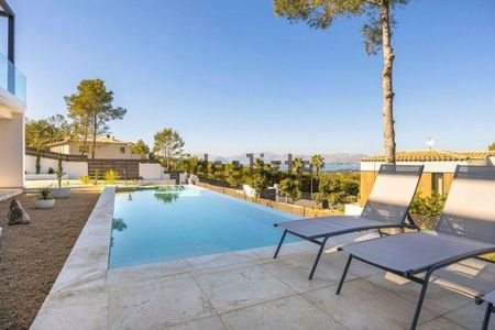 4 room luxury Detached House for rent in Alcúdia, Balearic Islands - Photo 3