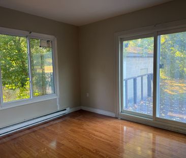 For Lease - 5006 Willmott Street Unit# Main Floor, Niagara Falls, O... - Photo 3