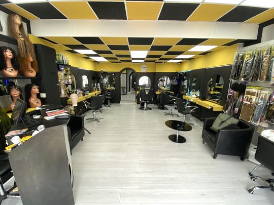 £1,250 PCM, Large Fitted and Equipped Hairdressing Salon/Barber Shop/Beauty Salon in Cowbridge Road East, Canton, Cardiff, CF5 1JJ - Photo 1