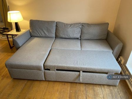 3 bedroom flat to rent - Photo 4