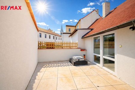 Pronájem bytu 2+kk v osobním vlastnictví 48 m², Kladno - Fotografie 3