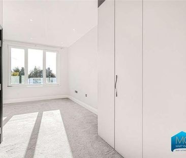 Rowantree Road, Enfield, EN2 - Photo 6