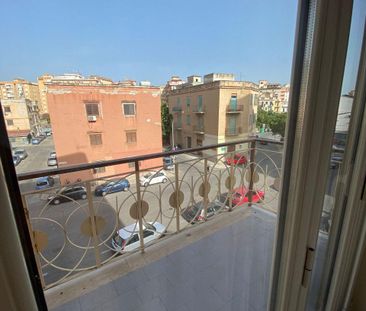 INTERO APPARTAMENTO O CAMERE PER STUDENTESSE - Photo 6