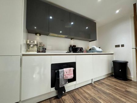 2 bedroom flat to rent - Photo 3