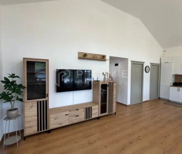 Casă modernă de închiriat – Eleganță și confort în Livezeni - Fotografie 1